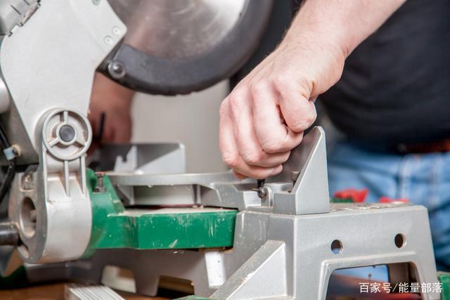 早讯 | 蔚来回应“人员优化”,雷军称第二款5G手机将在国内首发|中国·DB真人旗舰(集团)(图2) 中国·DB真人旗舰(集团)