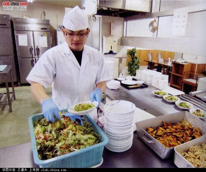 中国·DB真人旗舰(集团):内蒙:内蒙古包头市土右旗130名学员获得新型职业农民绿色培训证书(图1) 中国·DB真人旗舰(集团)